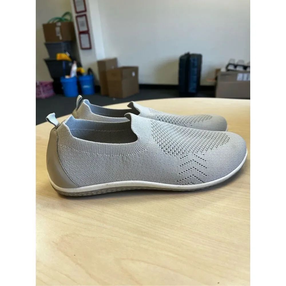 David Tate Gray Elastic Slip On Sneakers sz 9WW EUC